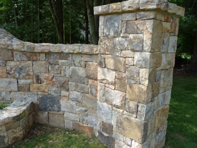 Comparing Decorative Stone for Landscaping Ideal for Your Yard - Washington DC
